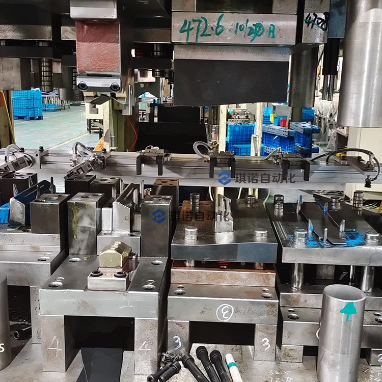 三次元機(jī)械手 三次元機(jī)械手