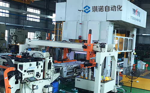 三次元機(jī)械手 三次元機(jī)械手