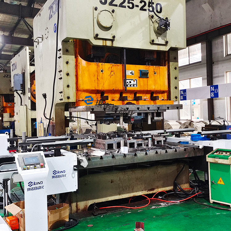 沖床機(jī)械手 沖床機(jī)械手