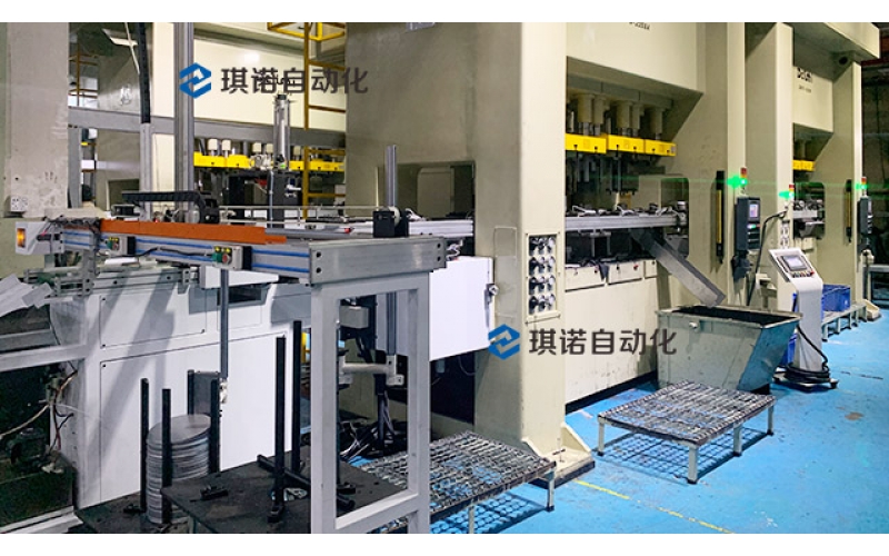 沖床機(jī)械手在工業(yè)生產(chǎn)中的應(yīng)用