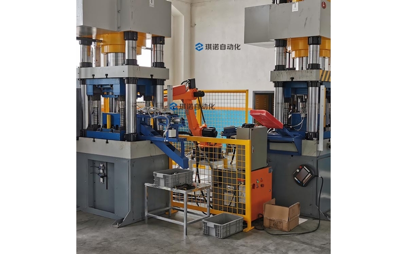 國(guó)內(nèi)品牌和國(guó)外品牌的沖壓機(jī)械手，該如何選擇？